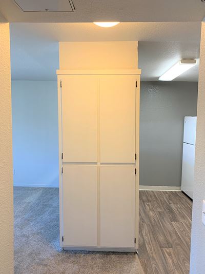 Cabinets (Closed) | Somerset Apartments in Antioch, CA 94509
